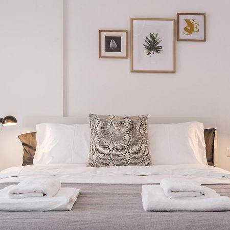 Wide Comfy Studio Apartment Centrally Located In Thissio Atene Esterno foto