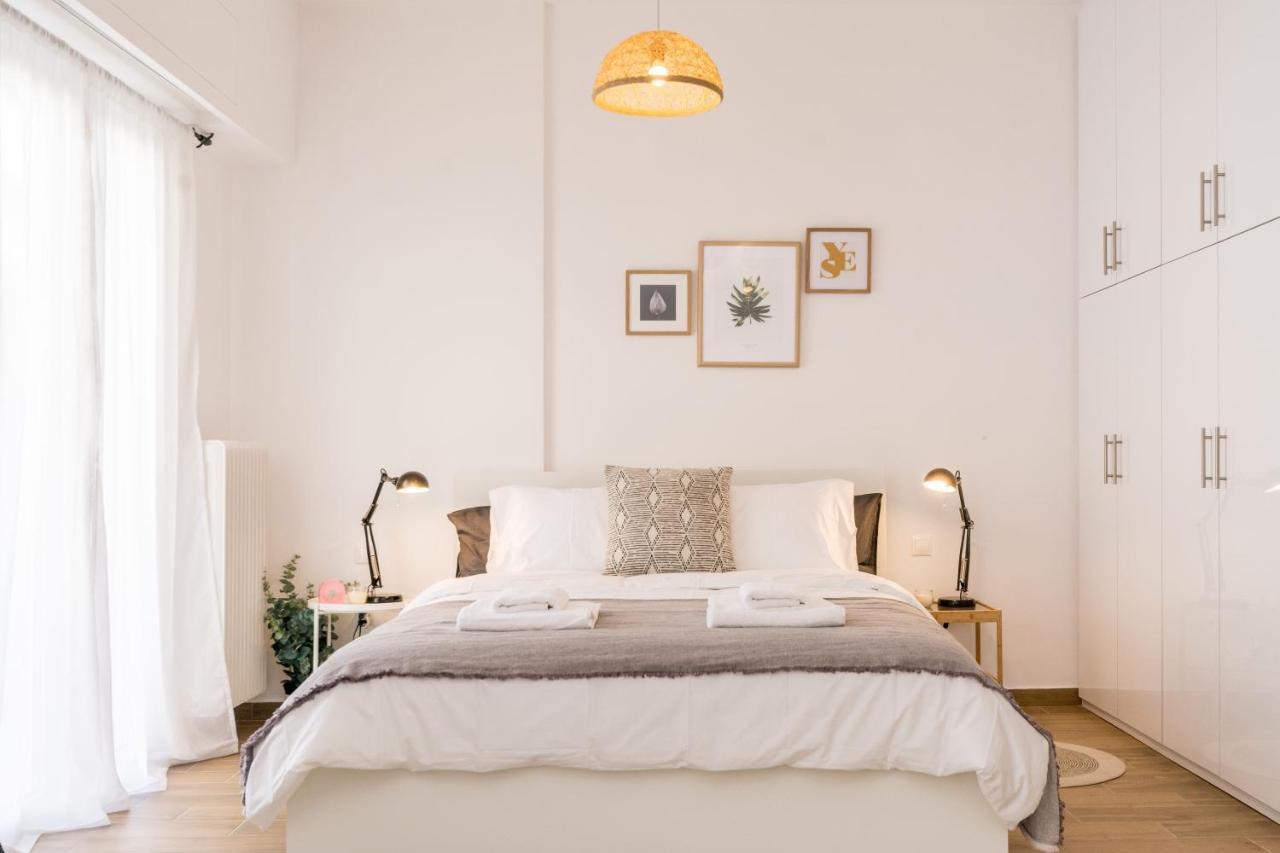 Wide Comfy Studio Apartment Centrally Located In Thissio Atene Esterno foto