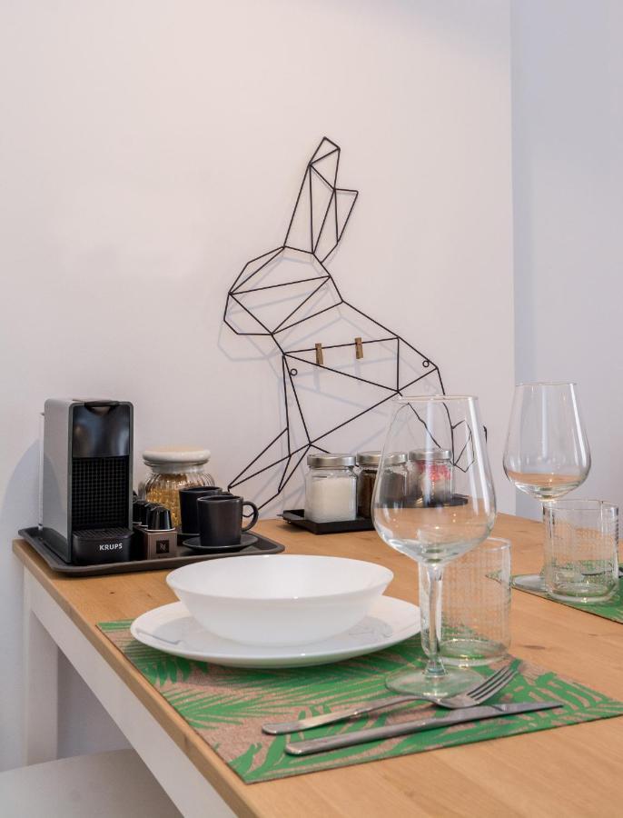Wide Comfy Studio Apartment Centrally Located In Thissio Atene Esterno foto